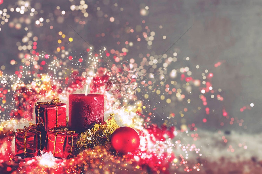 メリークリスマス、そして親愛なるお客様へのご多幸をお祈り申し上げます。